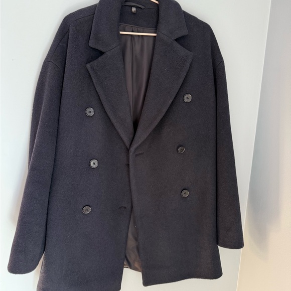 COS Double-Breasted Short Wool-Blend Coat - Picture 5 of 11